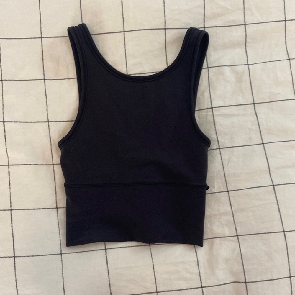 Lululemon Black power pivot tank top (reversable)